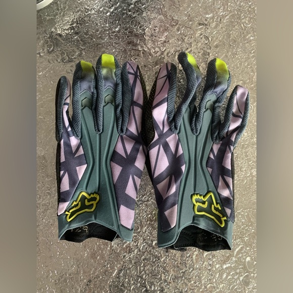 Fox Racing Motorcycle Gloves Bundle - Picture 3 of 8